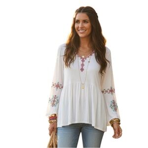 NY Collection‎ White and Red Blouse with Elegant Design